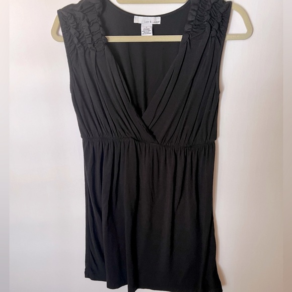 LUCY & LAUREL BLACK MINI DRESS. 16” waist to bottom of dress - Picture 1 of 6